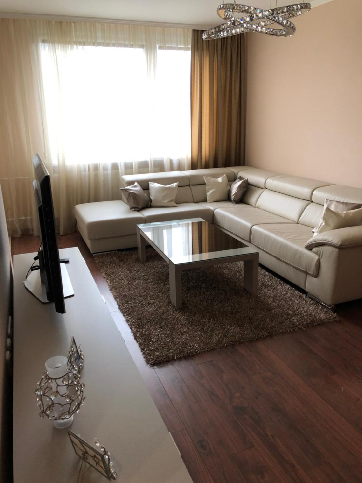 9 Apartment